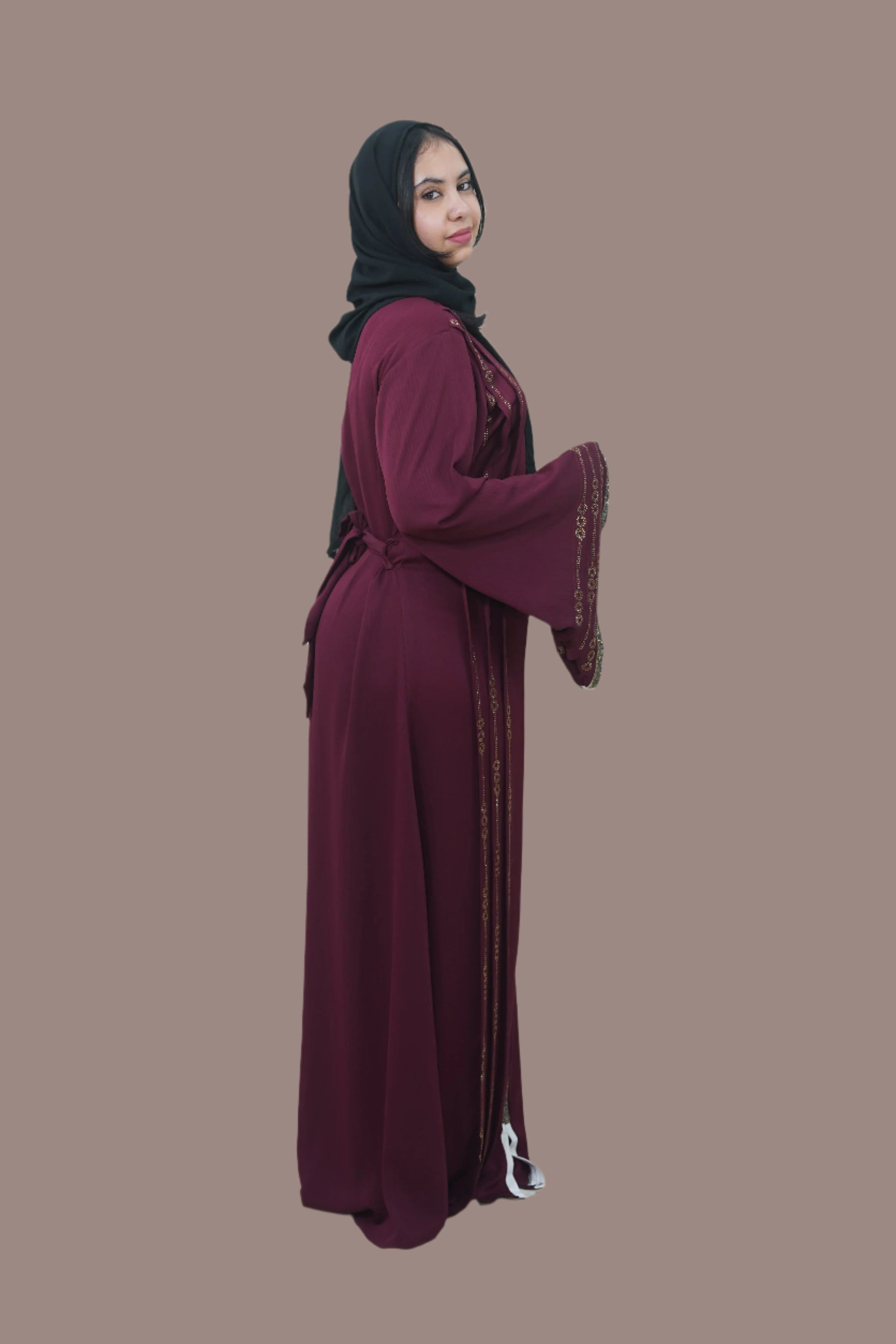 Abaya Modelo 23