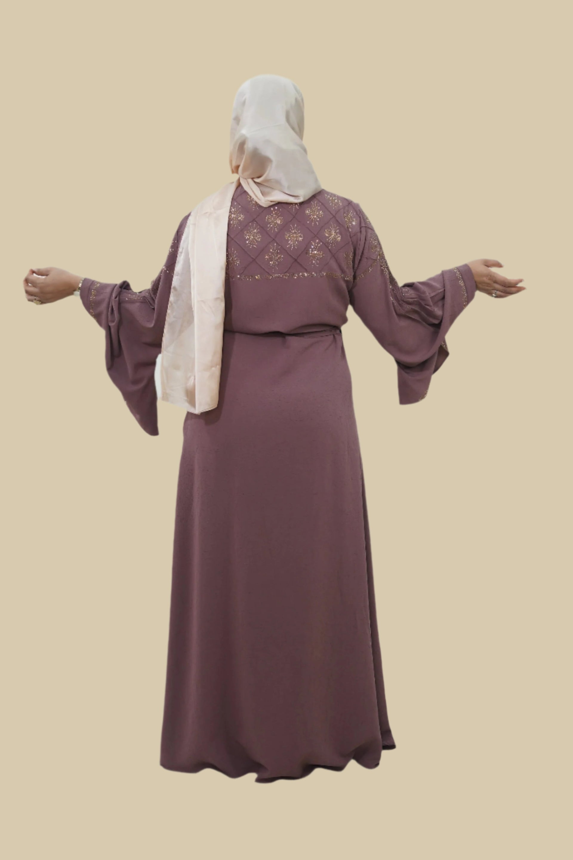 Abaya Modelo 19