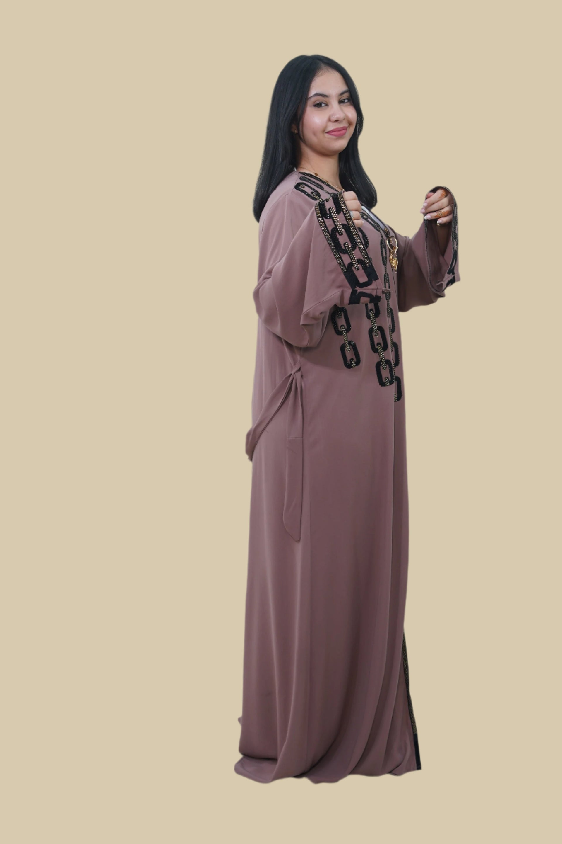 Abaya Modelo 18