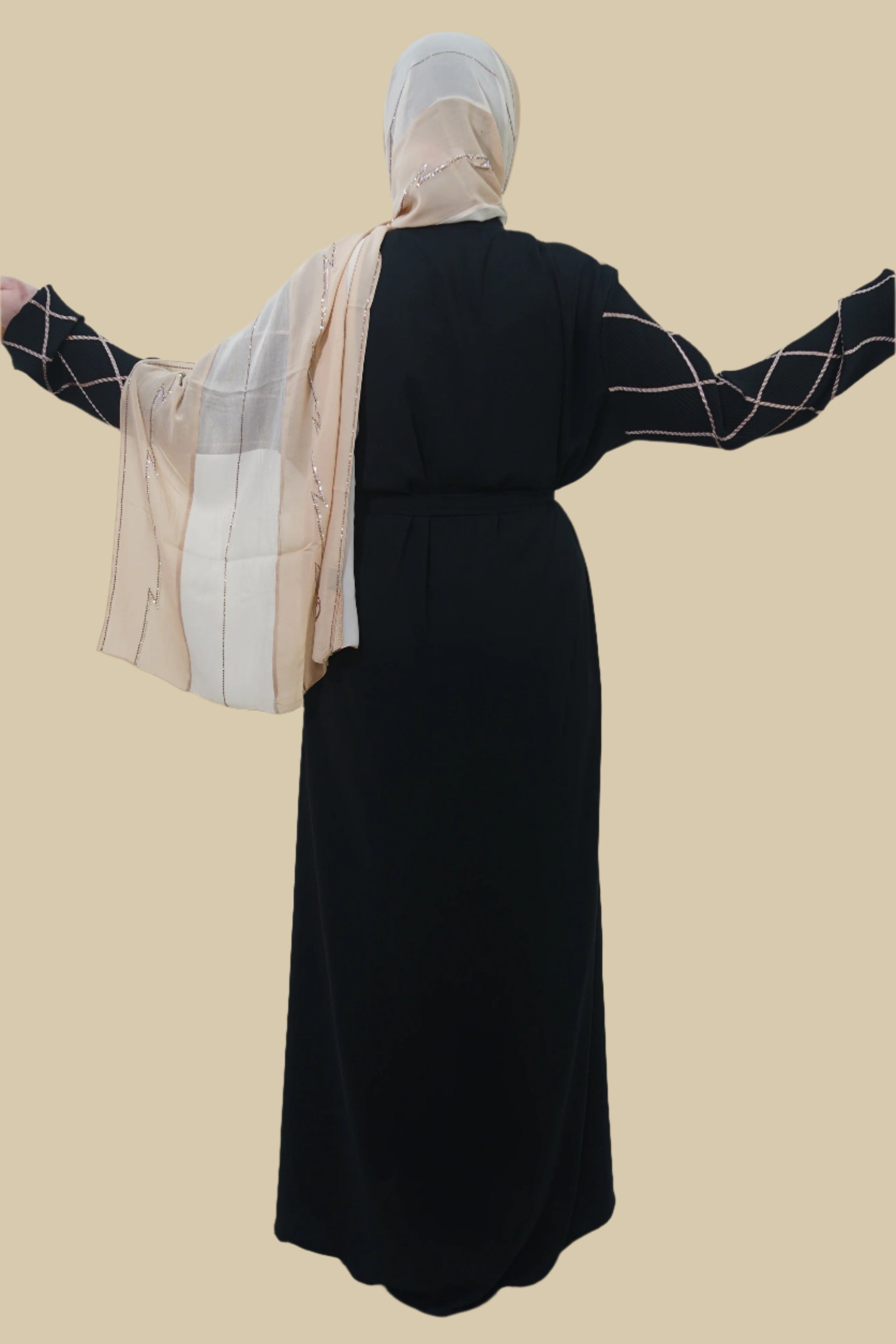 Abaya Modelo 17