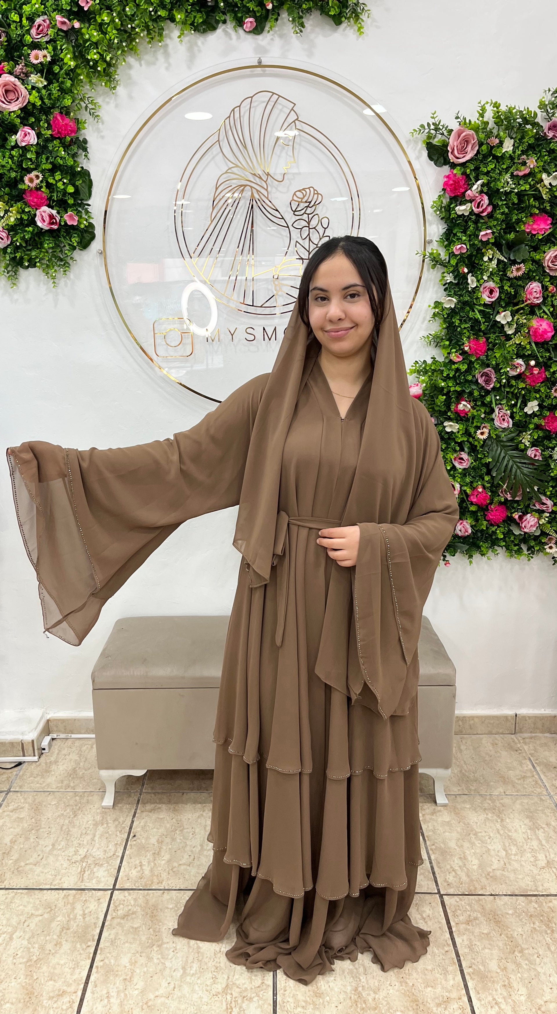 Abaya modelo 38