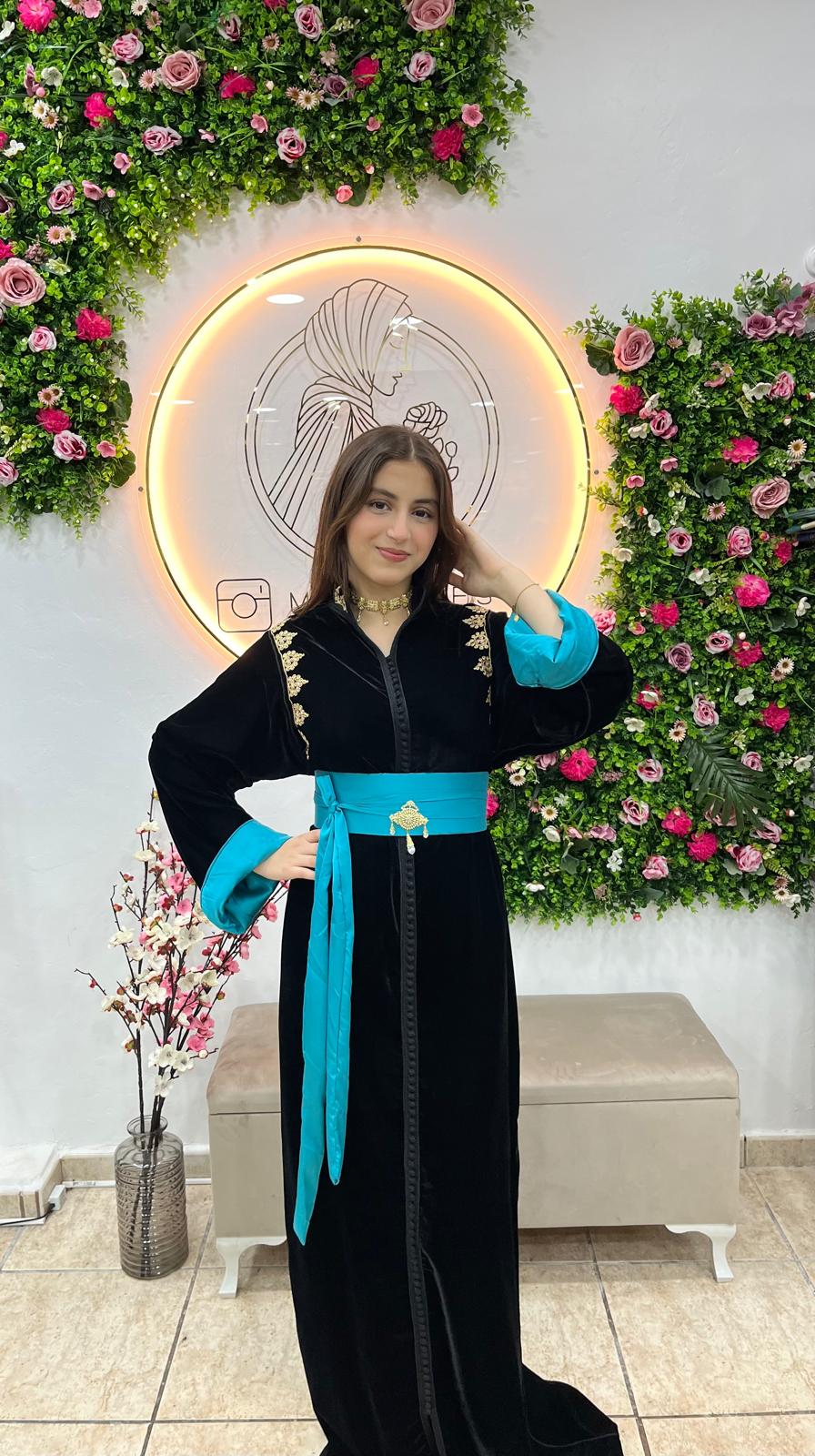 Caftan modelo 34
