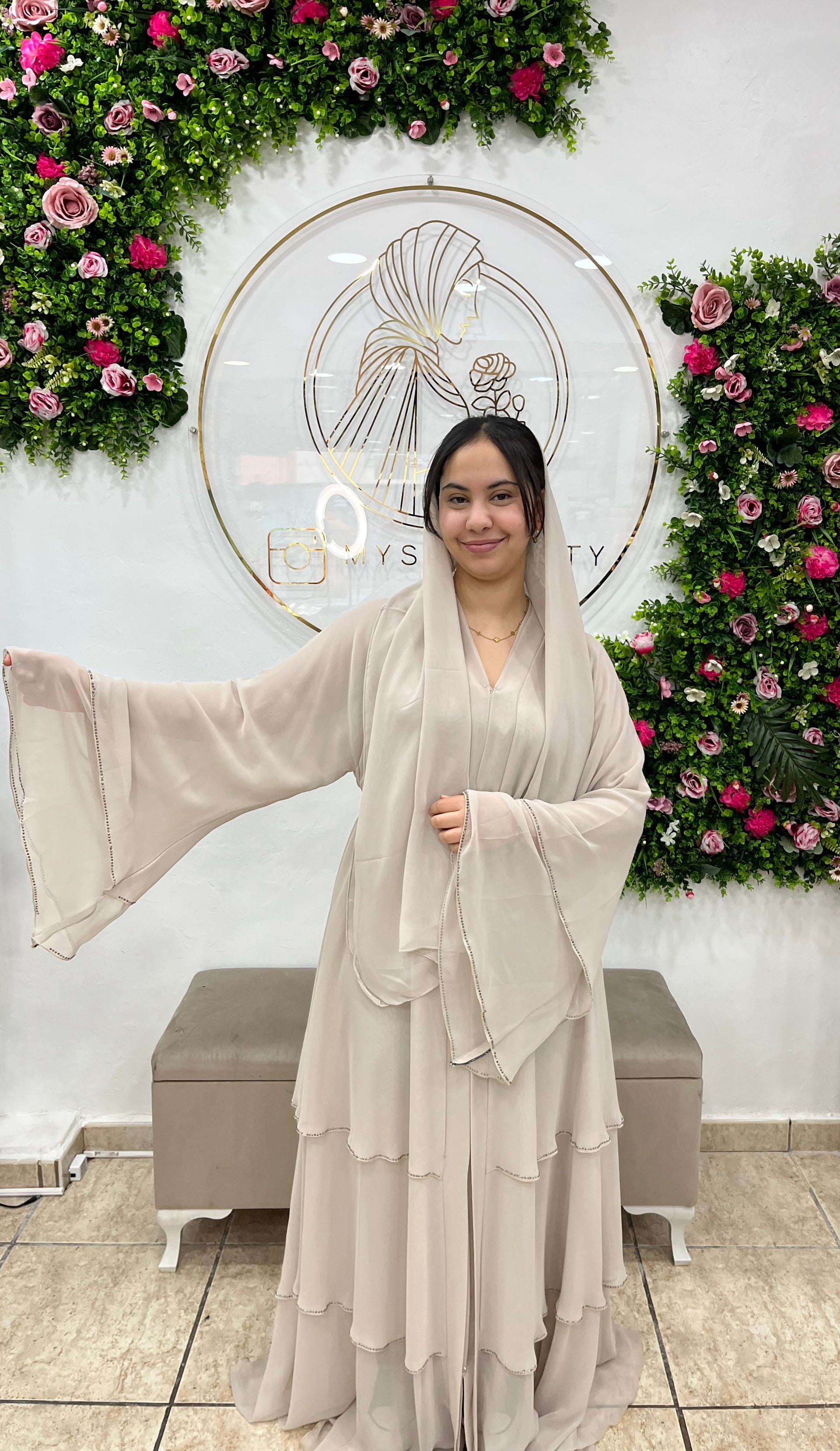 Abaya modelo 36