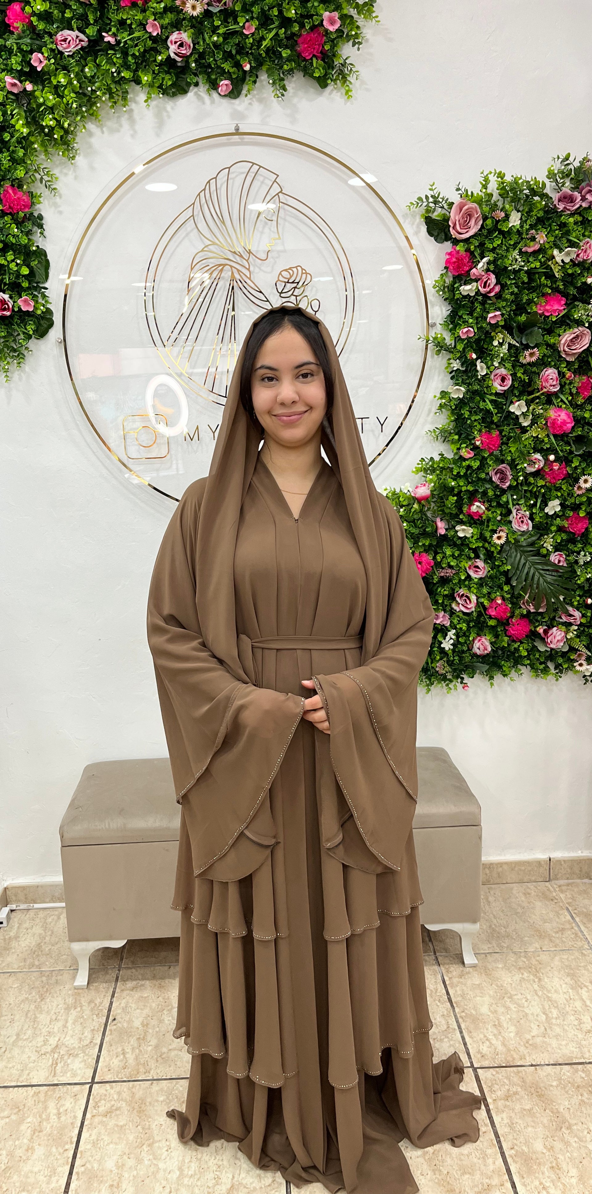 Abaya modelo 38