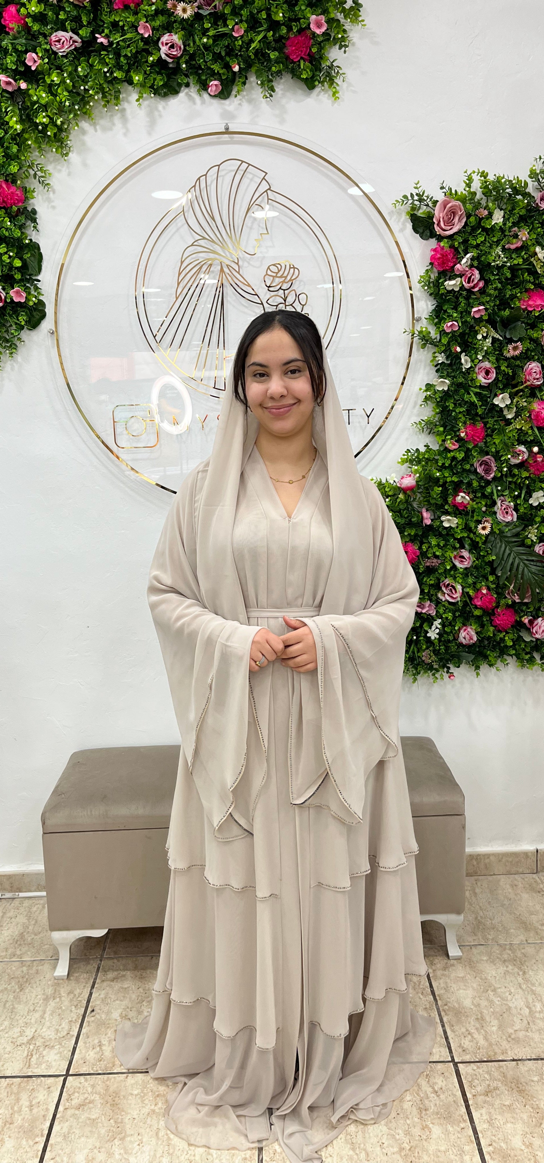Abaya modelo 36